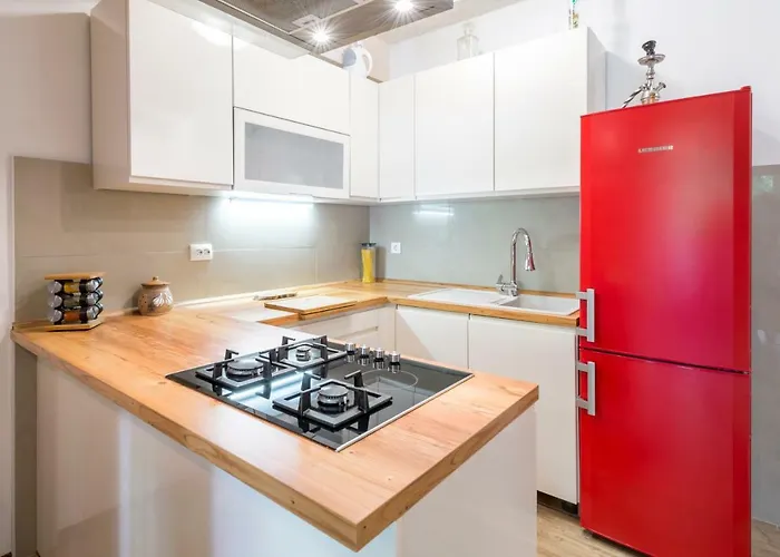 아파트 Alena With Jacuzzi