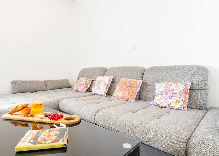 아파트 Alena With Jacuzzi 스플리트