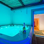 Appartamento Alena With Jacuzzi