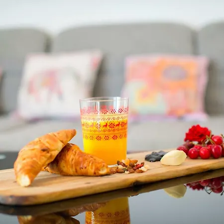 Alena With Jacuzzi 스플리트